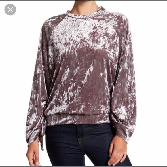 NWT RO & DE Crushed Velvet sweater - Picture 1 of 3